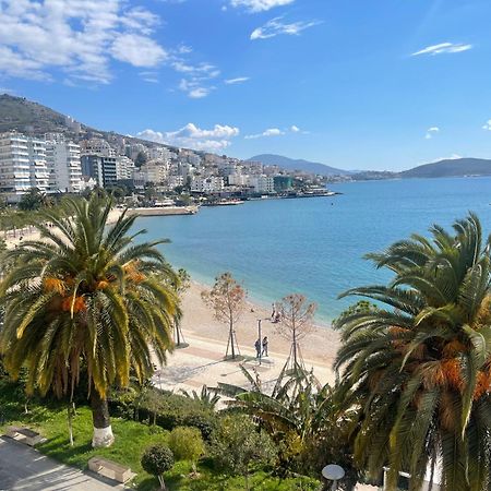 Caramel Sun Studios Apts Sarande Bagian luar foto