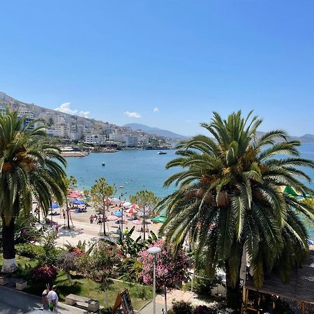 Caramel Sun Studios Apts Sarande Bagian luar foto